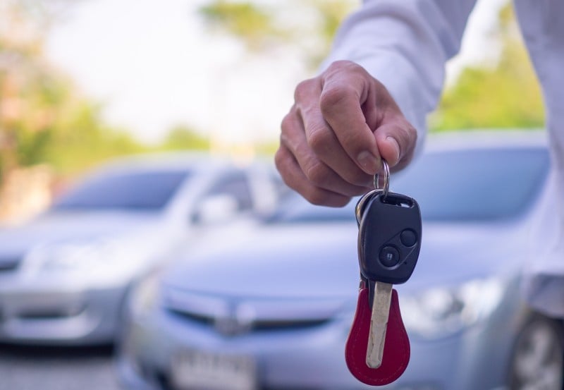 Car keys being dangled after a credit hire agreement