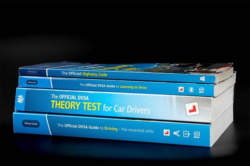  Driving theory test böcker