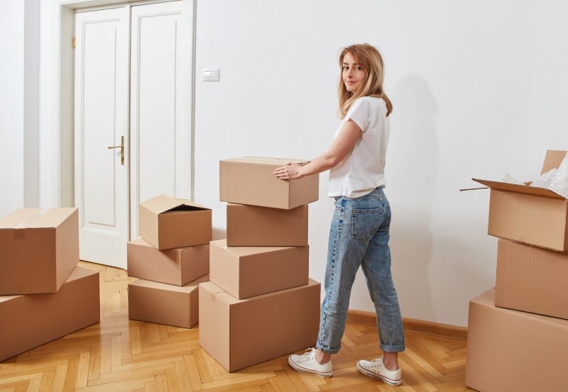 Home mover emptying boxes