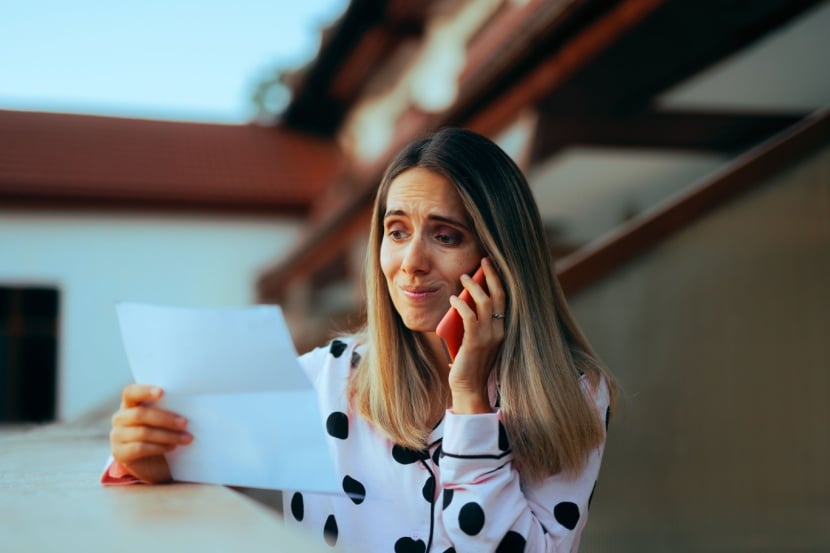 woman angry phone bill