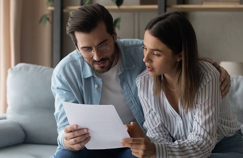 A couple understanding unclaimed life insurance