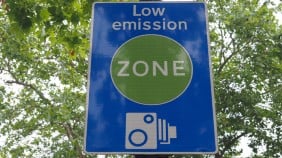 low-emission-zone-sign-teaser.jpg