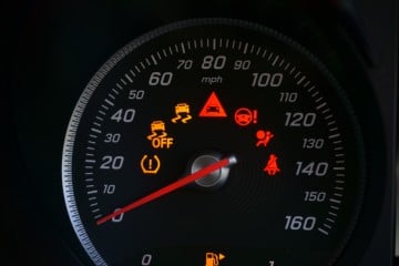 Calamity Interesse rabat Car dashboard warning lights explained - Confused.com