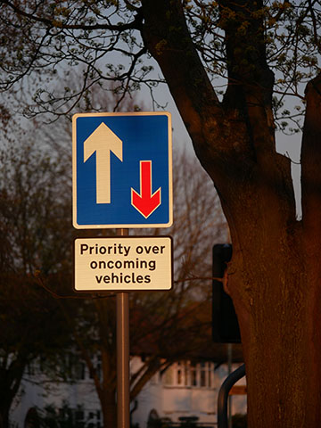 Priority over oncoming traffic sign